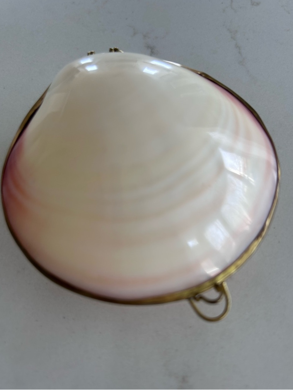 Vintage Capiz Mother of Pearl Clam Shell Trinket Box Coin Purse Brass - Picture 4 of 6